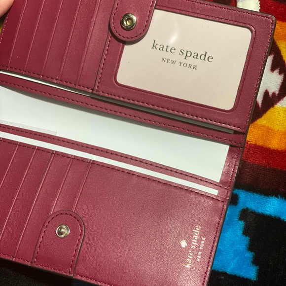 *SOLD* KATE SPADE Laurel Way Wallet - Picture 6 of 7